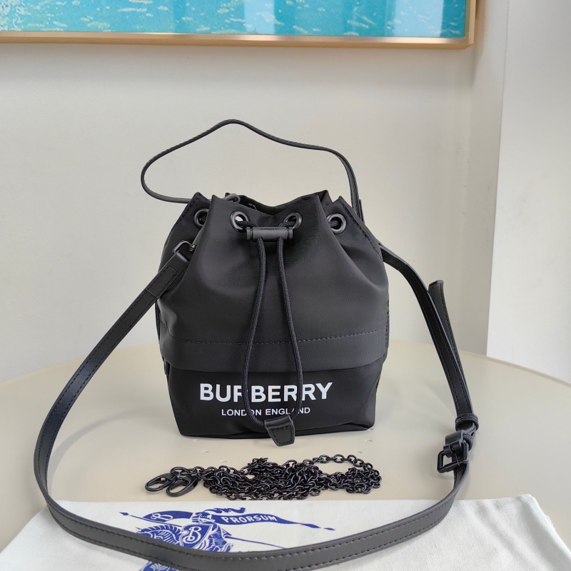 B**rry bucket bags